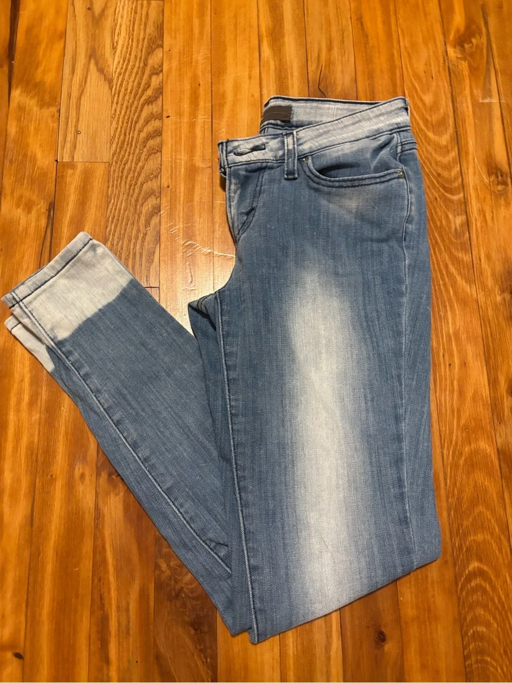 Levi's Men's Light Blue Washed Skinny Jeans